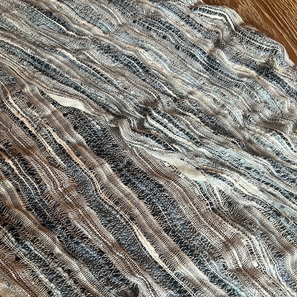Beautiful scarf, cotton and metallic silver thread made in India - Picture 3 of 10